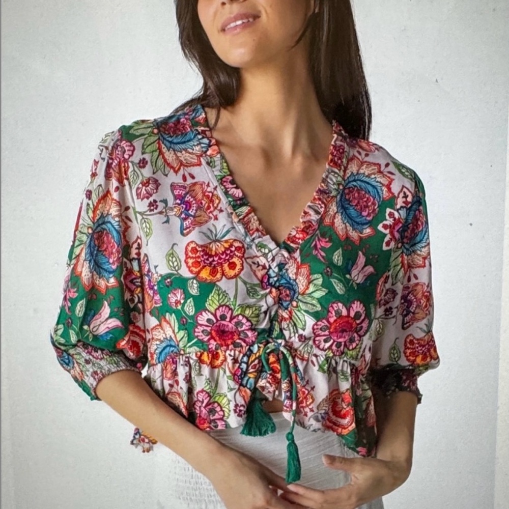 Natural Life Ruffle Trim Top - Medium BNWT